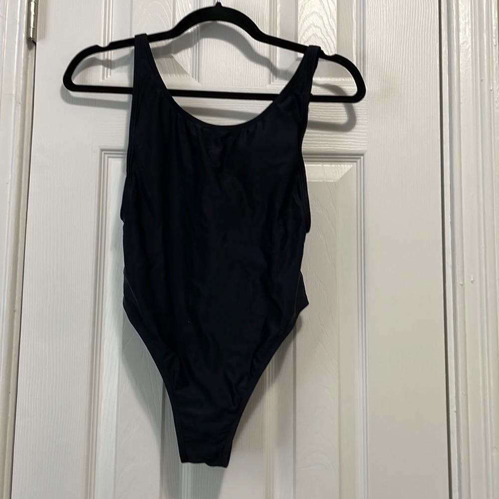 One piece suit